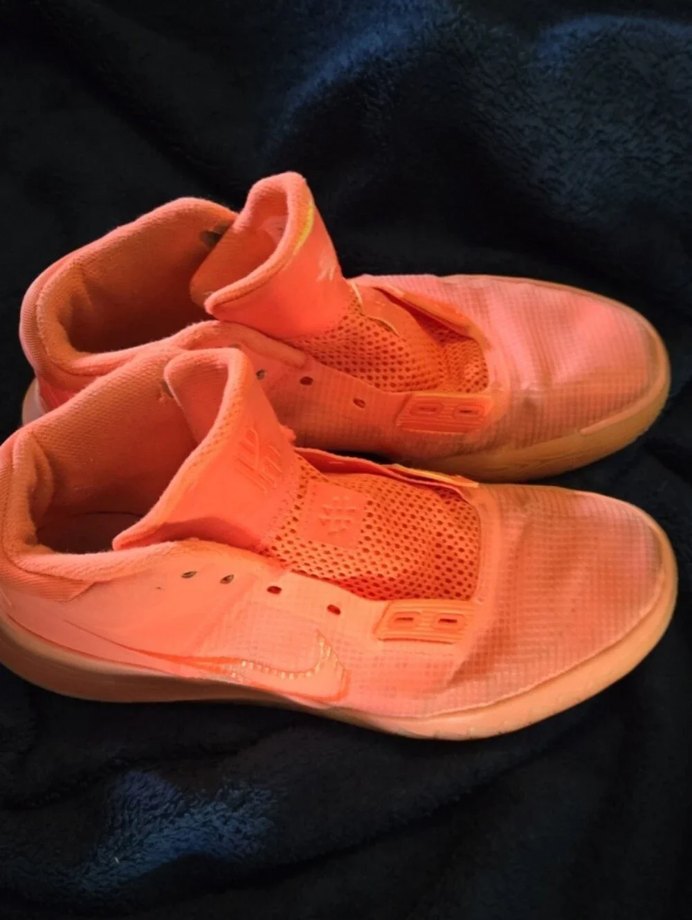 Nike Kyrie Flytrap 4 Mens Sz 8 Basketball Shoes Sneakers Bright Mango CT1972-800 - Picture 4 of 7
